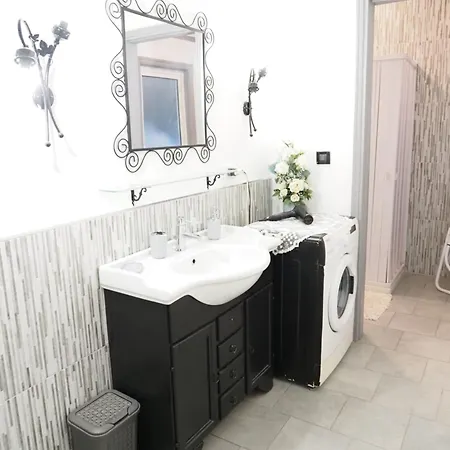 ベッド・アンド・ブレックファスト La Mandragola Garden Berra